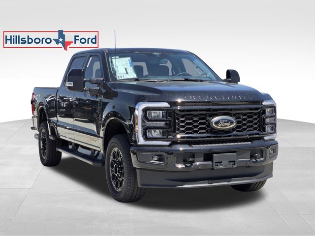 2025 Ford F-250 Lariat photo 2