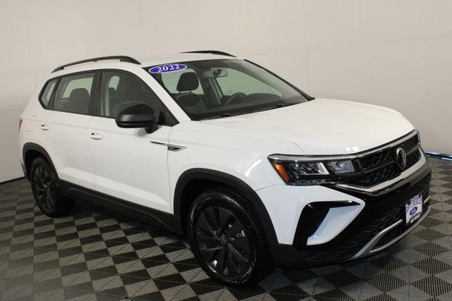 Used 2022 Volkswagen Taos S with VIN 3VVAX7B29NM079441 for sale in Kansas City