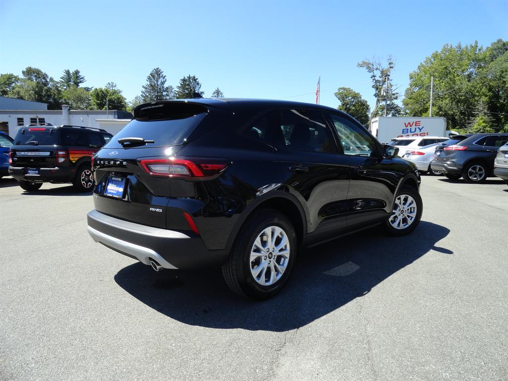 2025 Ford Escape Active photo 2
