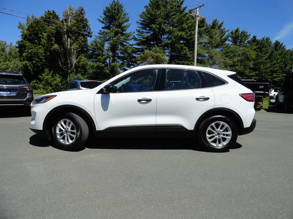 2022 Ford Escape S photo 8