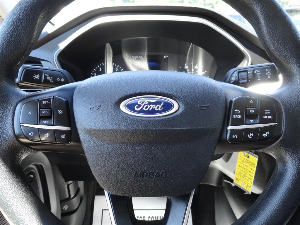 2022 Ford Escape S photo 13