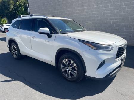 2021 Toyota Highlander Hybrid XLE