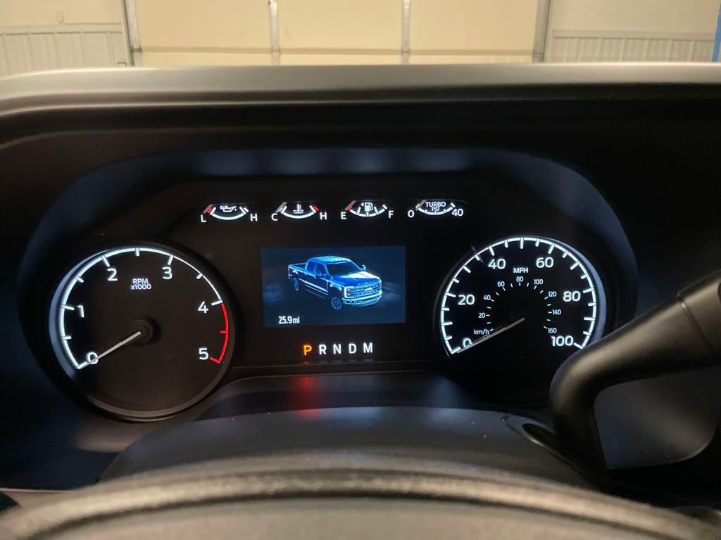 2025 Ford F-250 photo 9