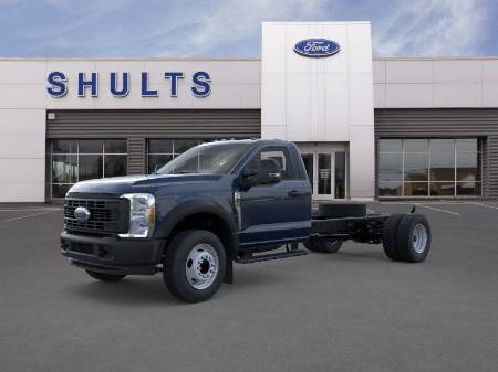 2025 Ford F-600SD