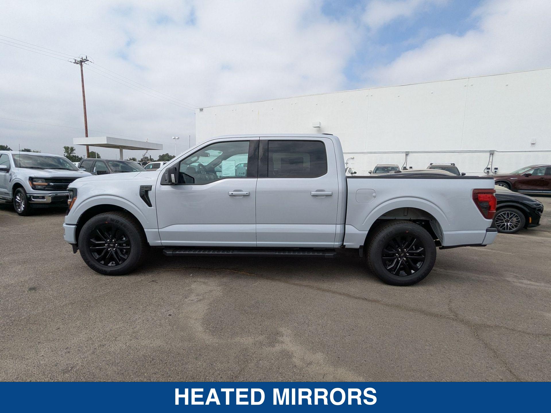 2025 Ford F-150 XLT photo 5