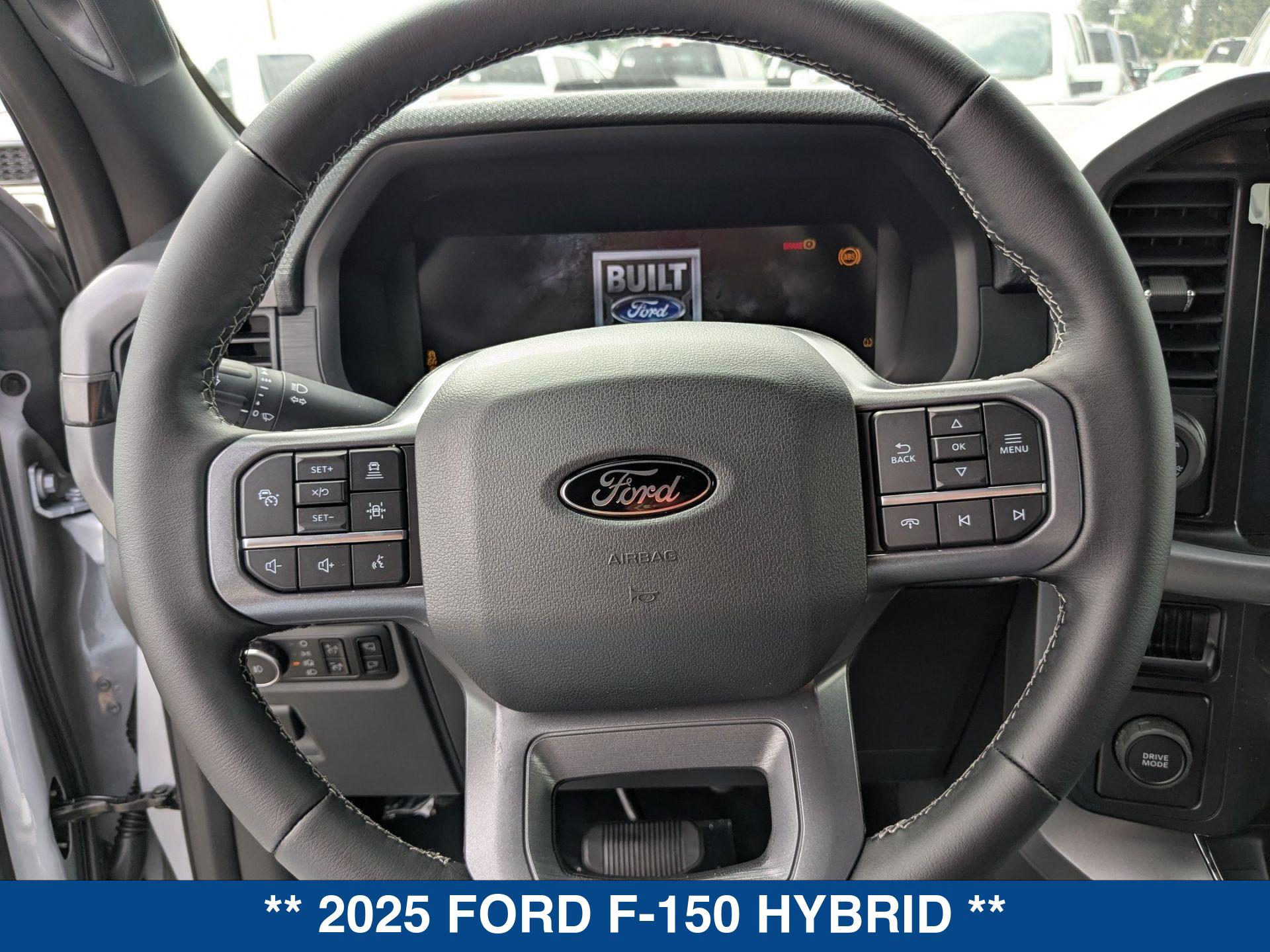 2025 Ford F-150 XLT photo 17