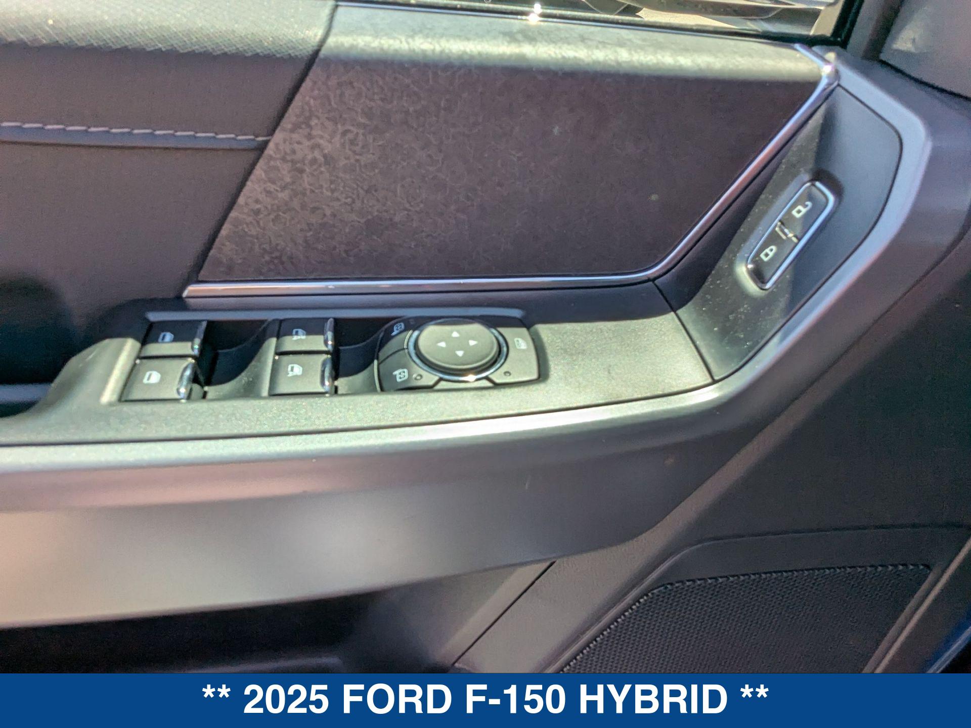 2025 Ford F-150 XLT photo 14