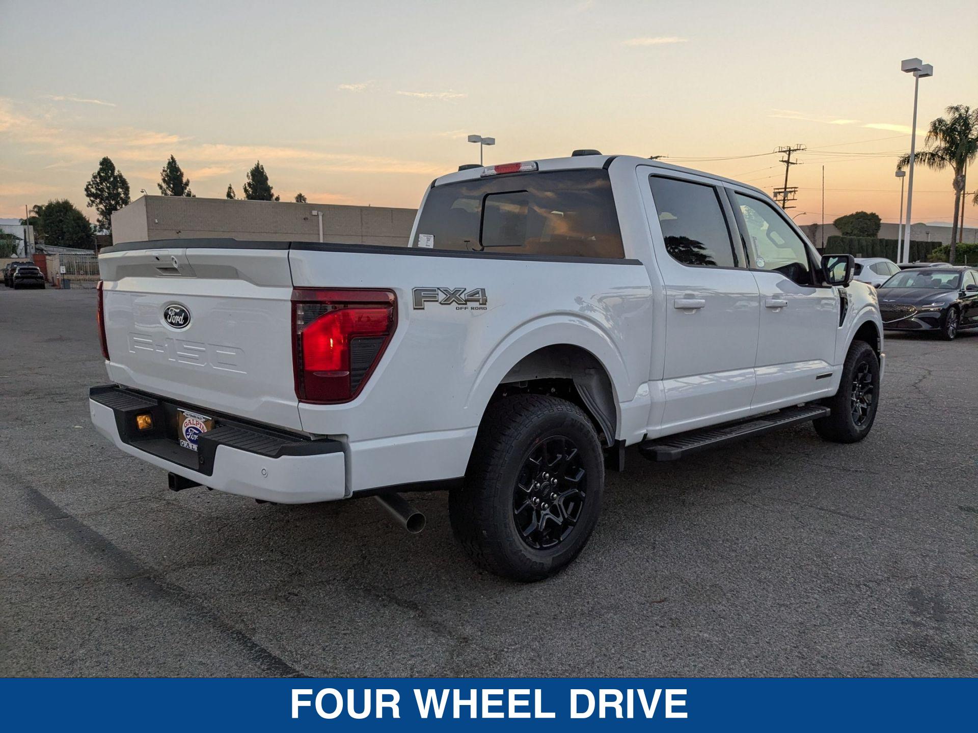 2025 Ford F-150 XLT photo 8