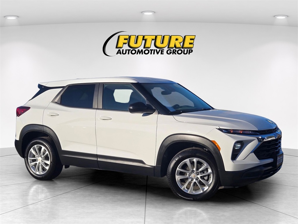 Used 2025 Chevrolet TrailBlazer LS