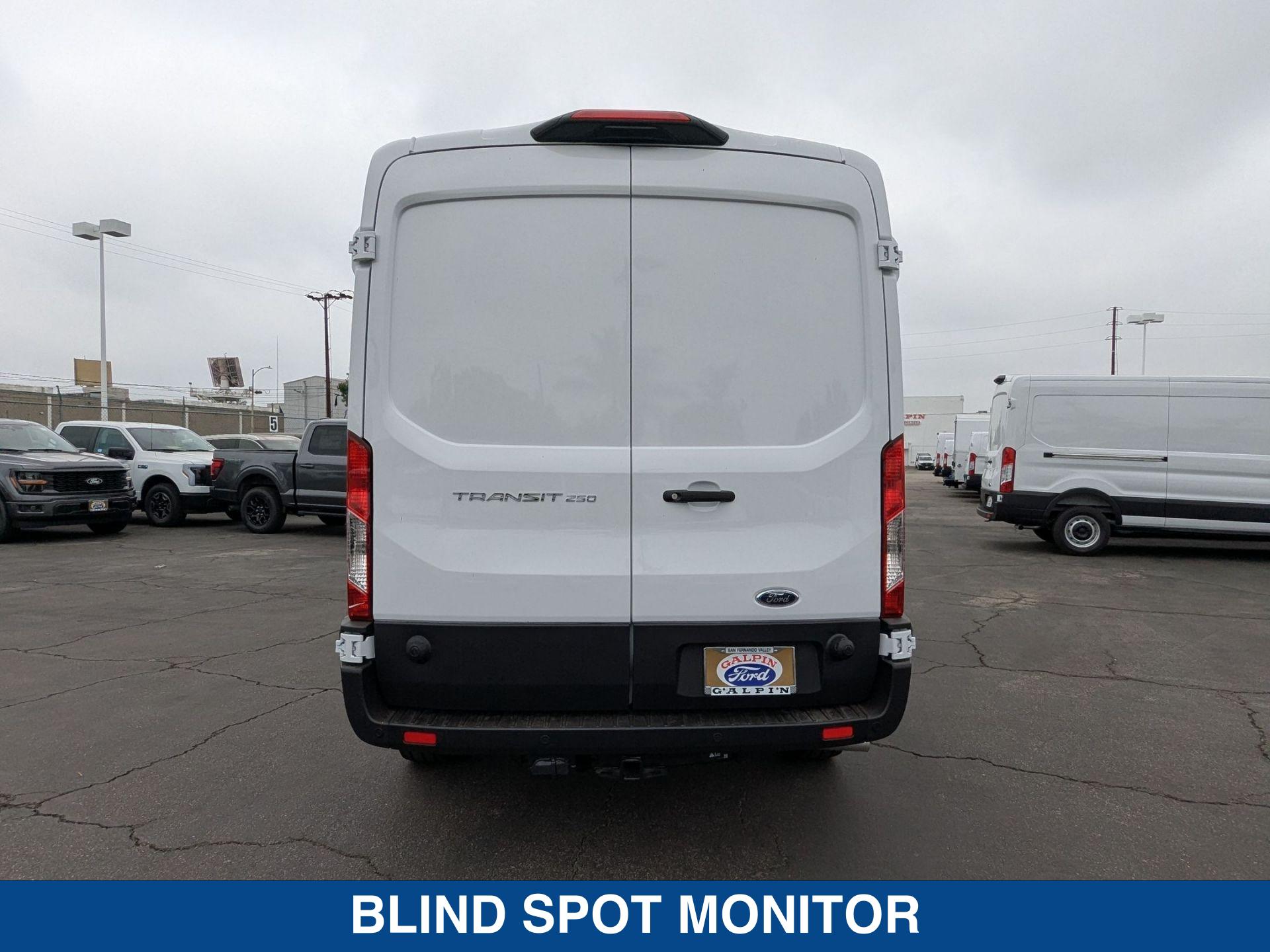2025 Ford Transit photo 7