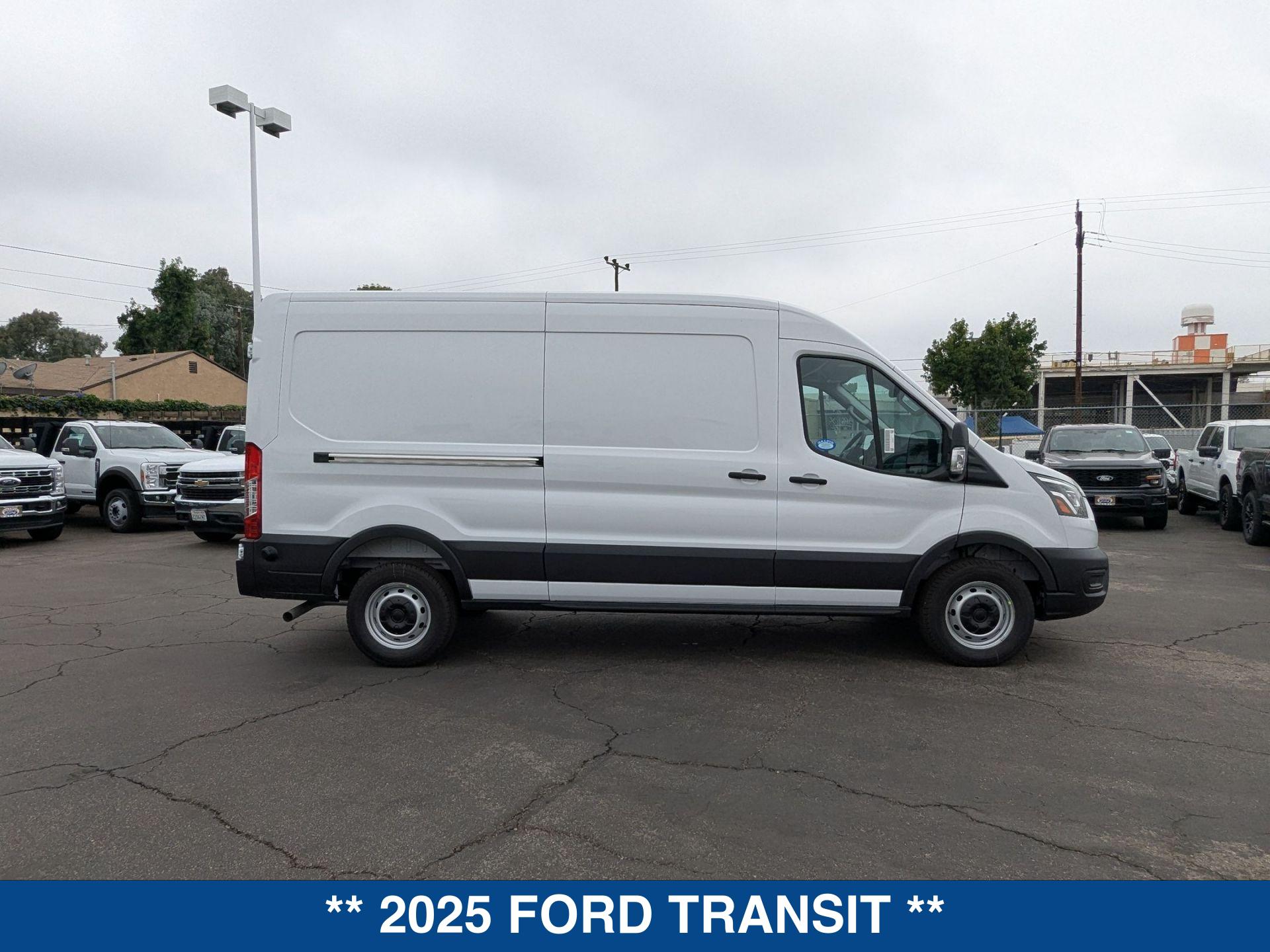 2025 Ford Transit photo 9