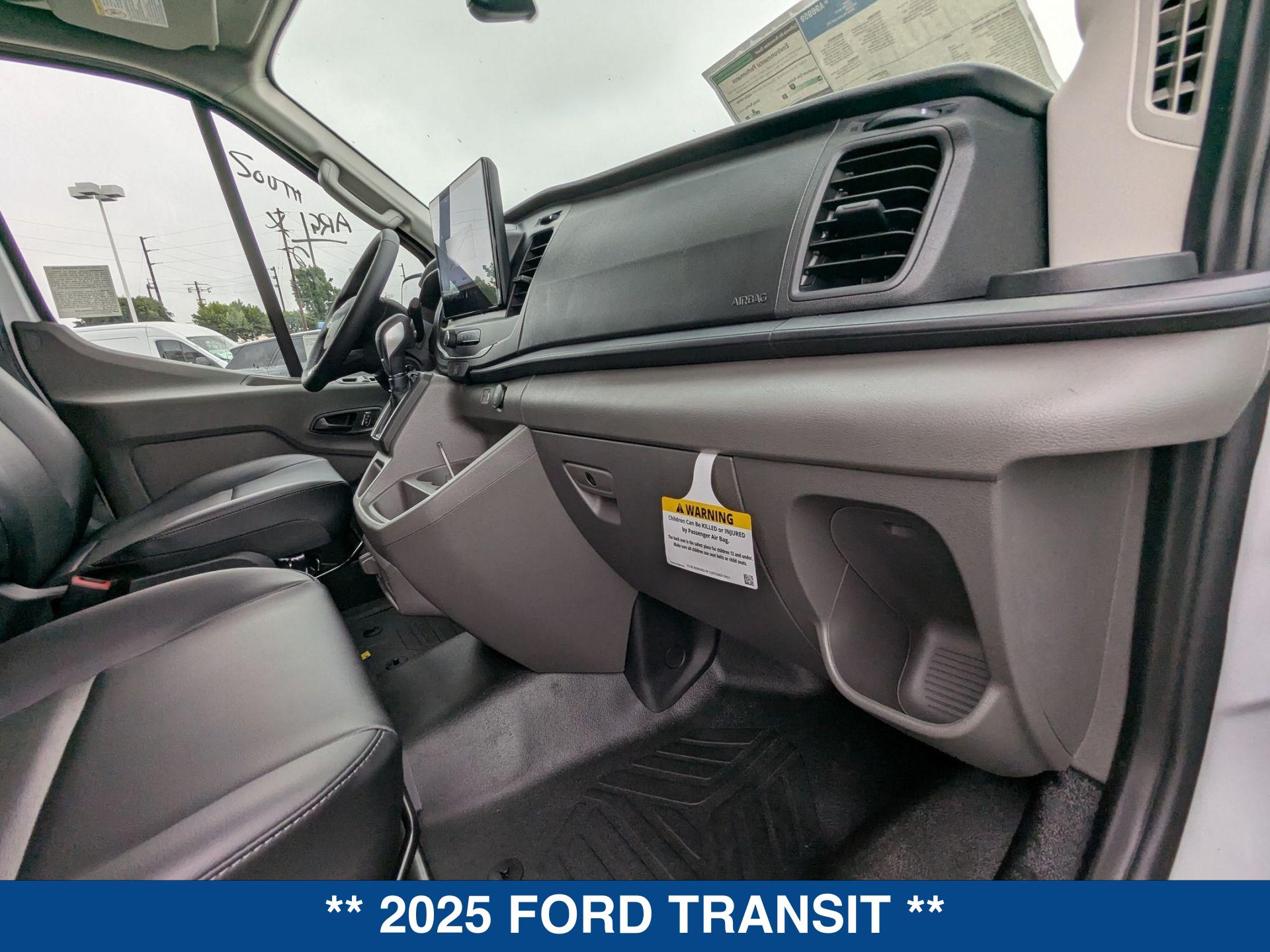 2025 Ford Transit photo 20