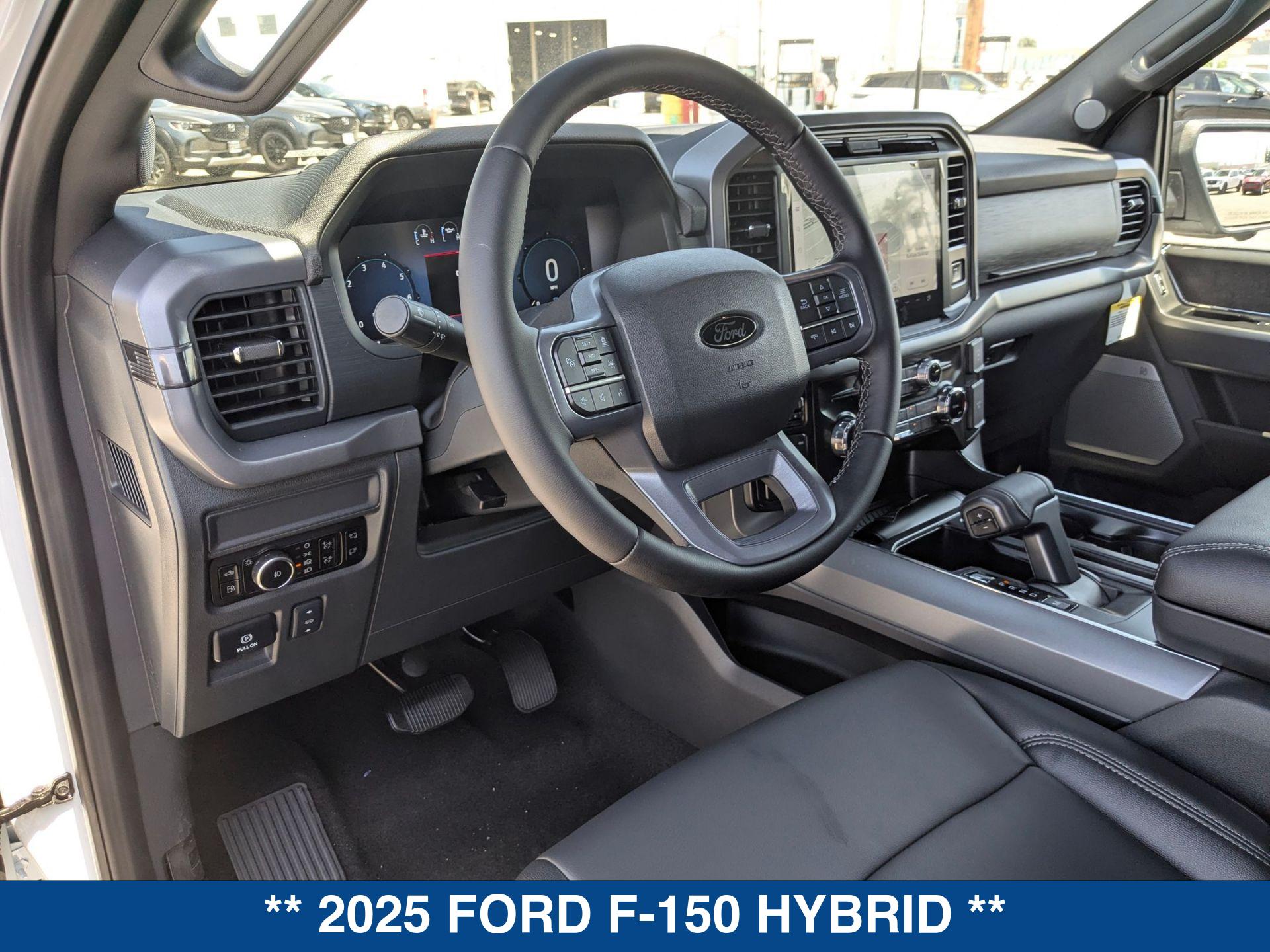 2025 Ford F-150 XLT photo 12