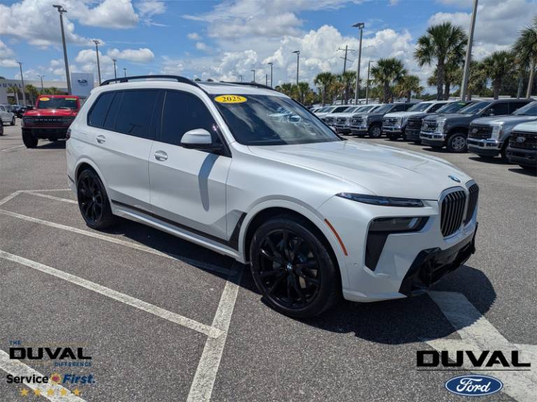 2025 BMW X7 xDrive40i