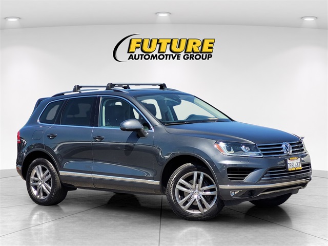 Used 2016 Volkswagen Touareg VR6 FSI