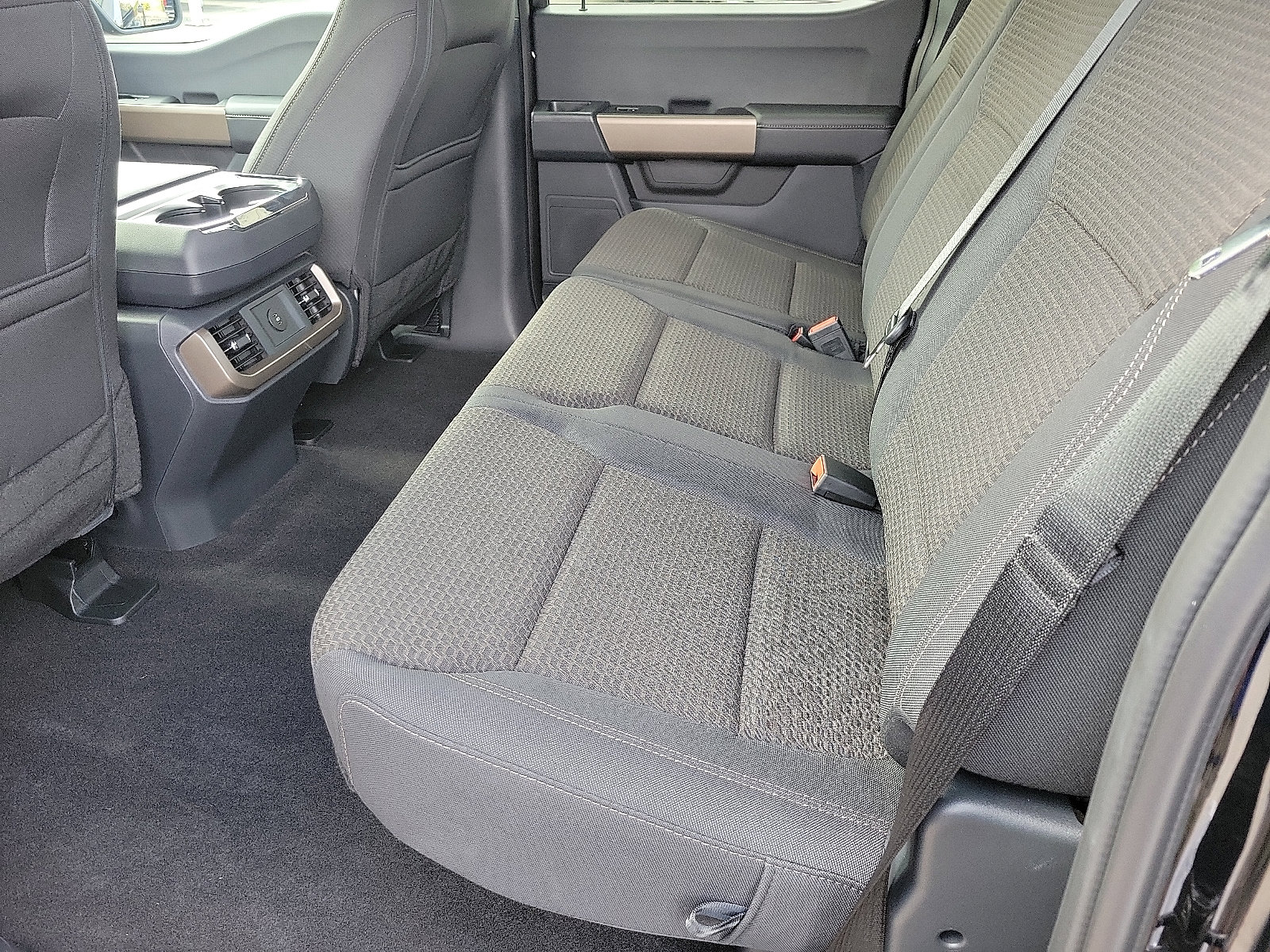 2025 Ford F-150 STX photo 8