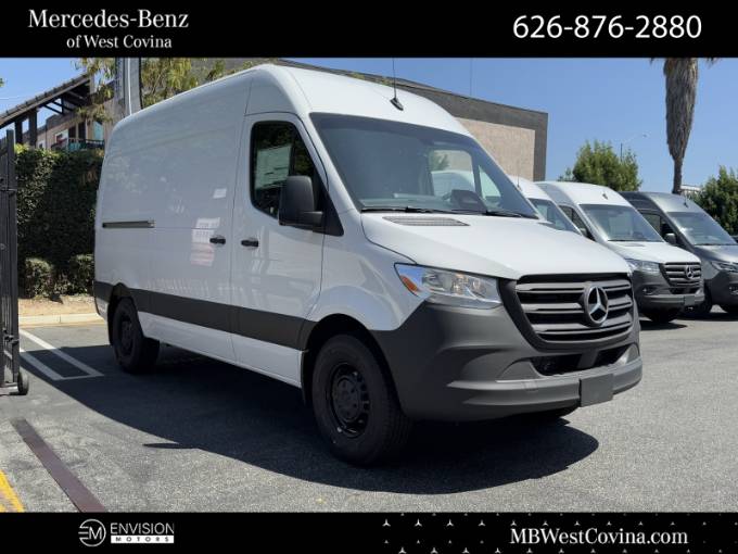 2025 Mercedes-Benz Sprinter Cargo Van Cargo 144 WB
