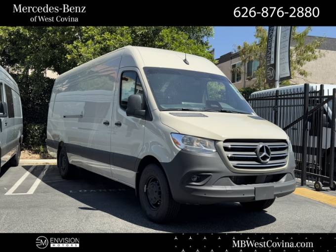 2025 Mercedes-Benz Sprinter Cargo Van Cargo 170 WB