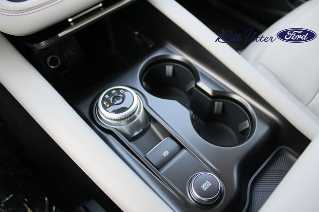 2025 Ford Explorer photo 11
