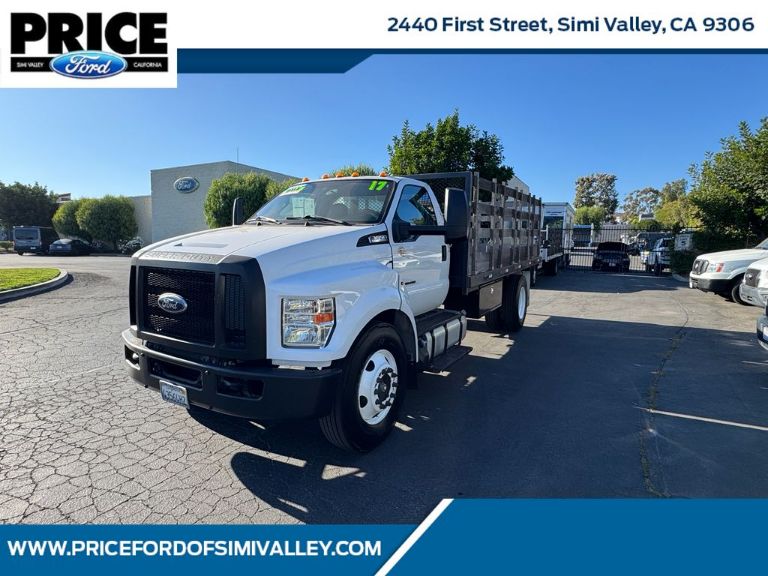 2017 Ford Super Duty F-650 Straight Frame Base