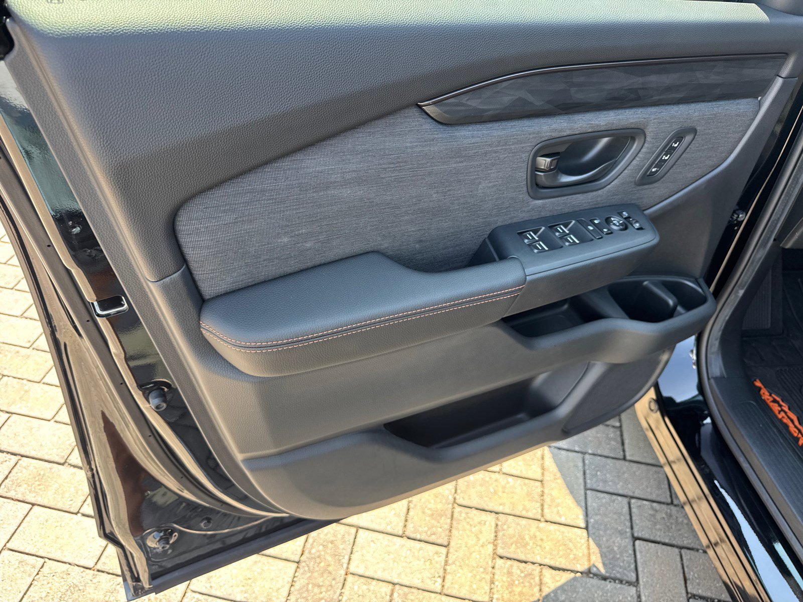 2026 Honda Passport TrailSport photo 10