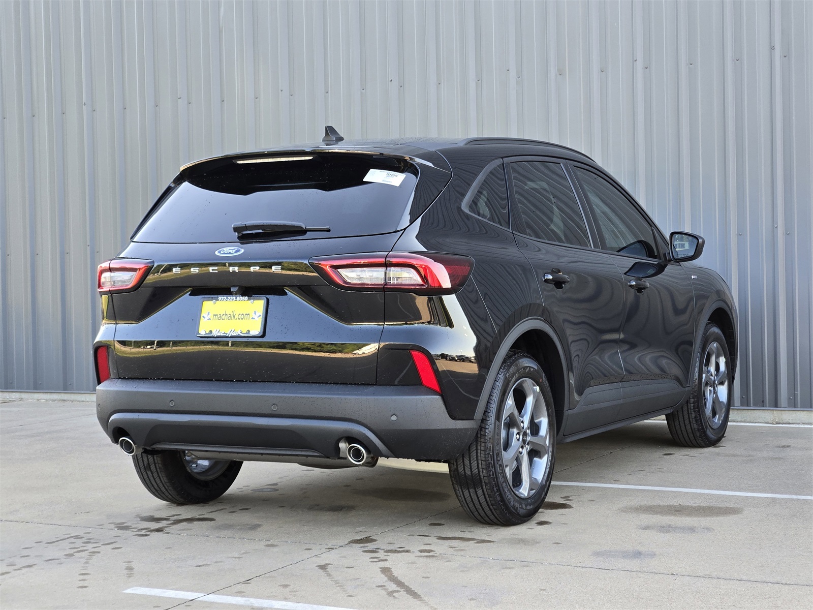 2025 Ford Escape ST-Line photo 2
