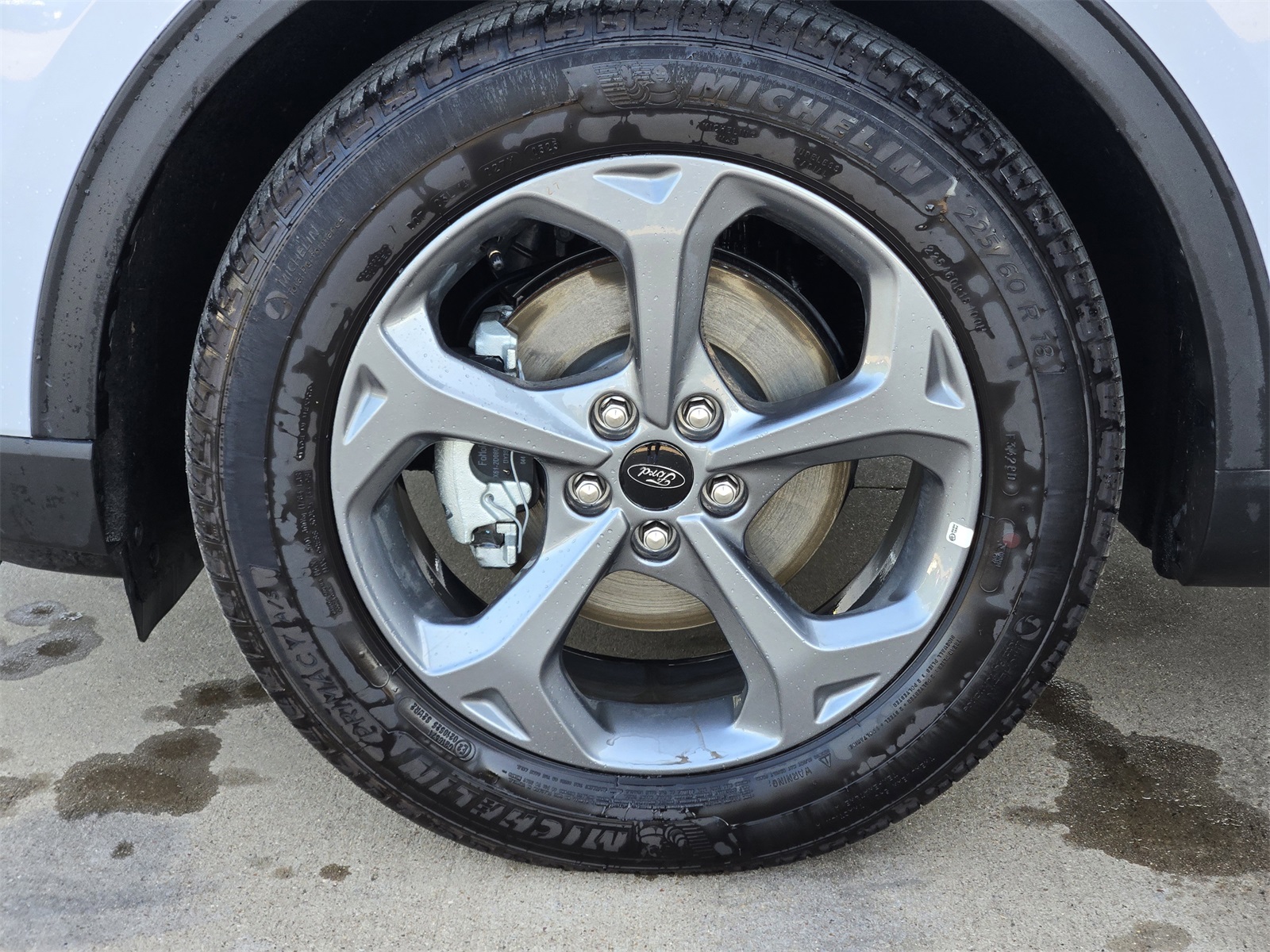 2025 Ford Escape ST-Line photo 6