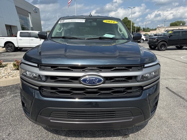 2024 Ford Expedition XLT photo 3