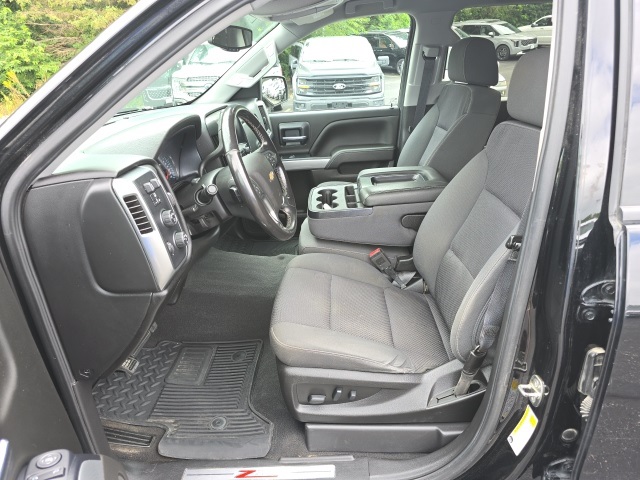 2018 Chevrolet Silverado 1500 LT photo 4