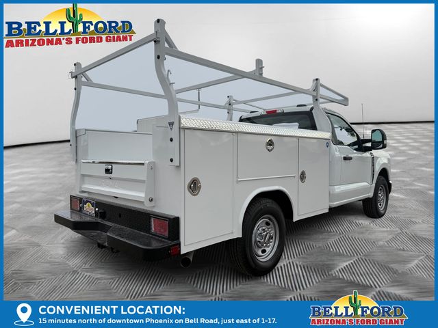 2025 Ford F-250 photo 3