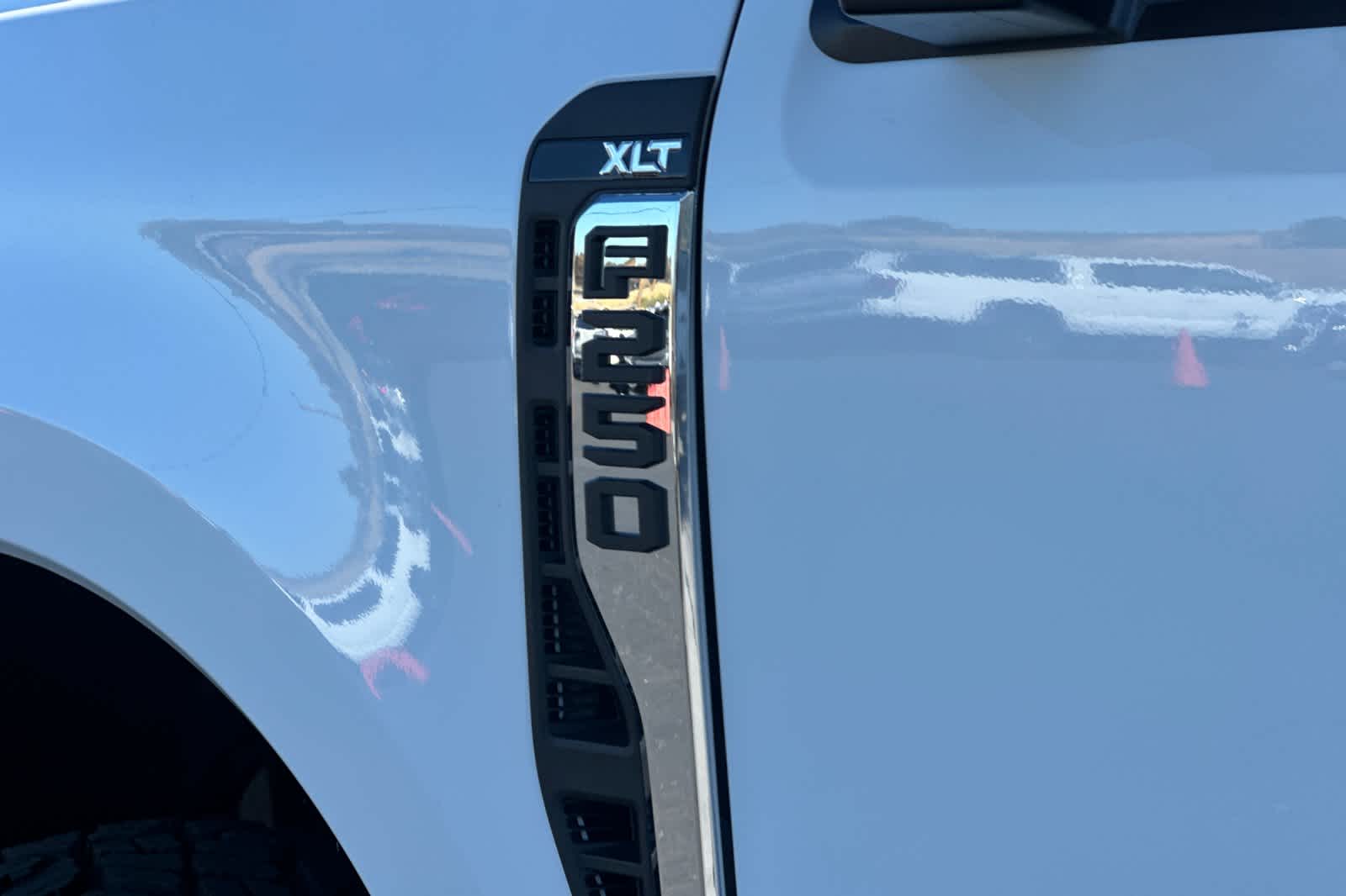 2025 Ford F-250 XLT photo 5