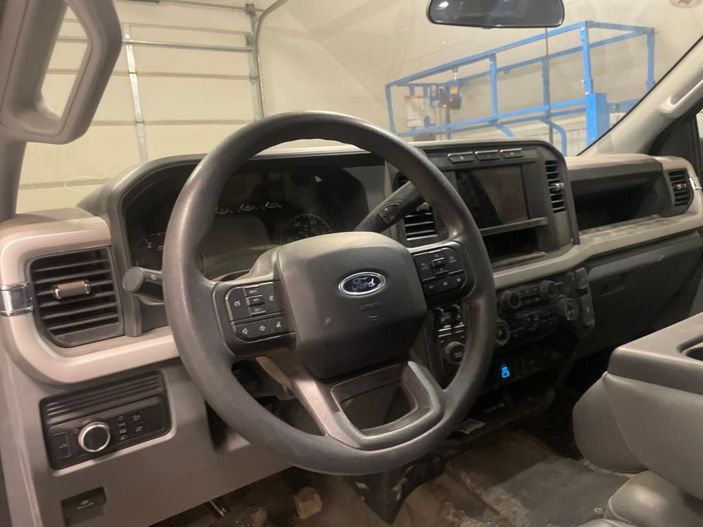 2024 Ford F-250 photo 14