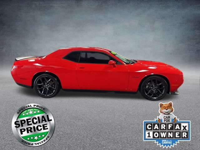 2022 Dodge Challenger R/T photo 6