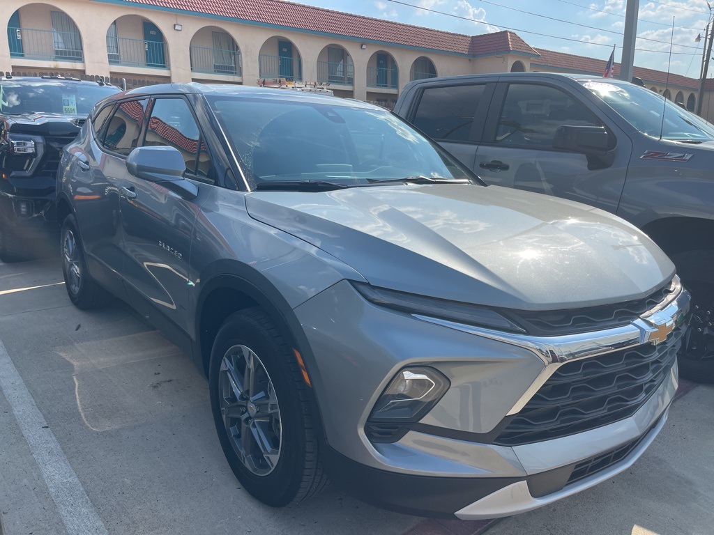 Used 2025 Chevrolet Blazer LT