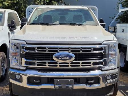 2024 Ford F-550SD XL