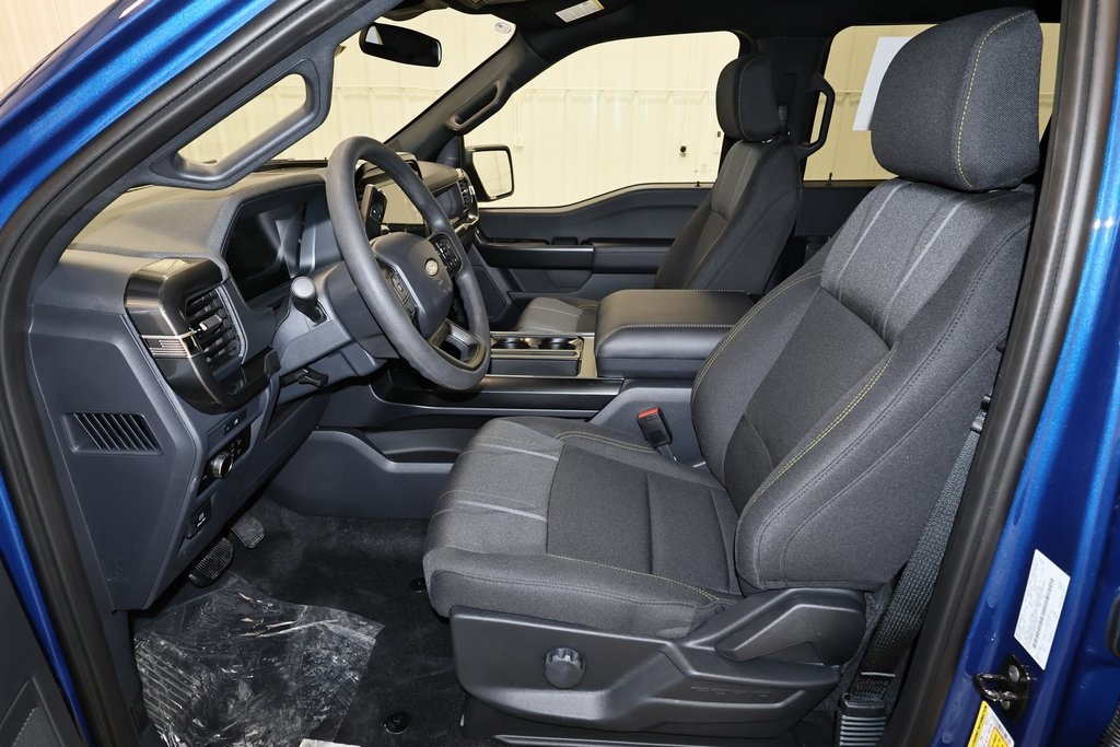 2025 Ford F-150 STX photo 10