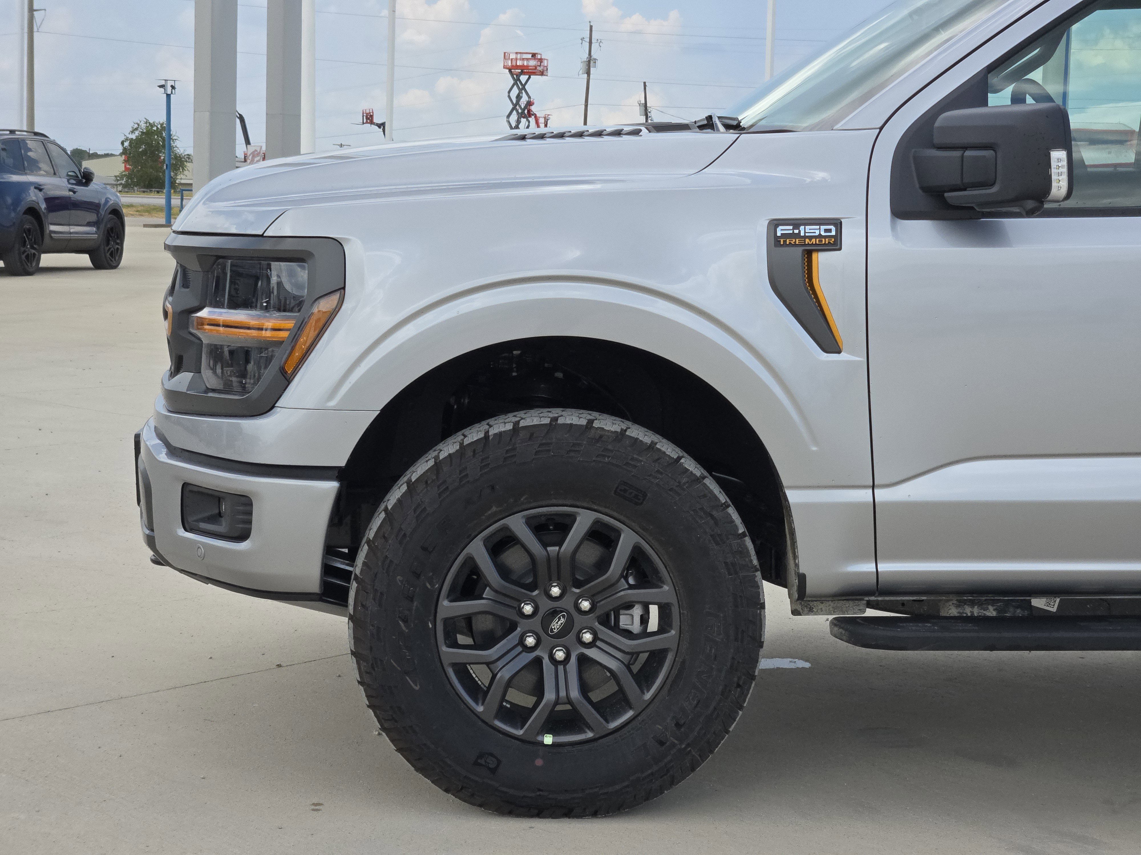 2025 Ford F-150 Tremor photo 2