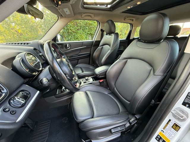 2020 Mini Cooper S ALL4 photo 11