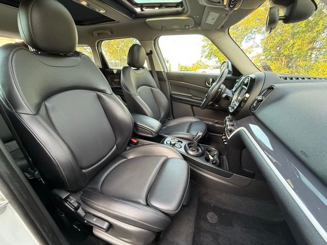 2020 Mini Cooper S ALL4 photo 21