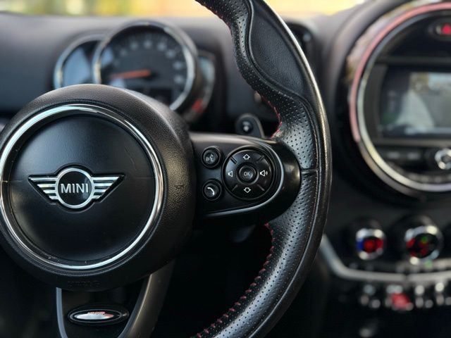 2020 Mini Cooper S ALL4 photo 32