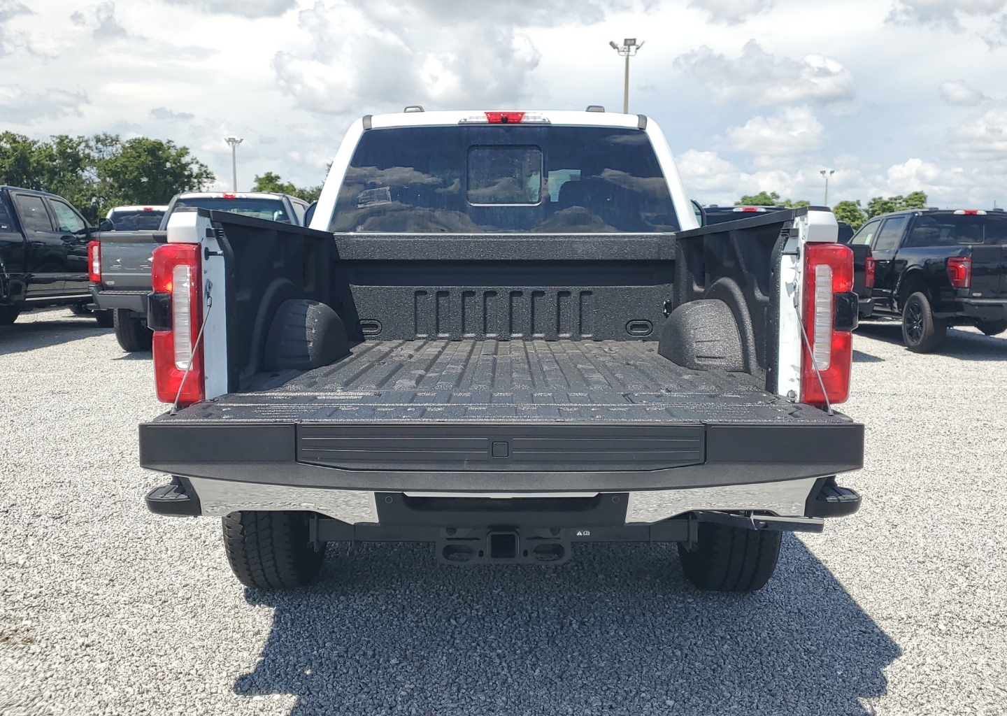 2026 Ford F-350 Super Duty Lariat - Photo 10