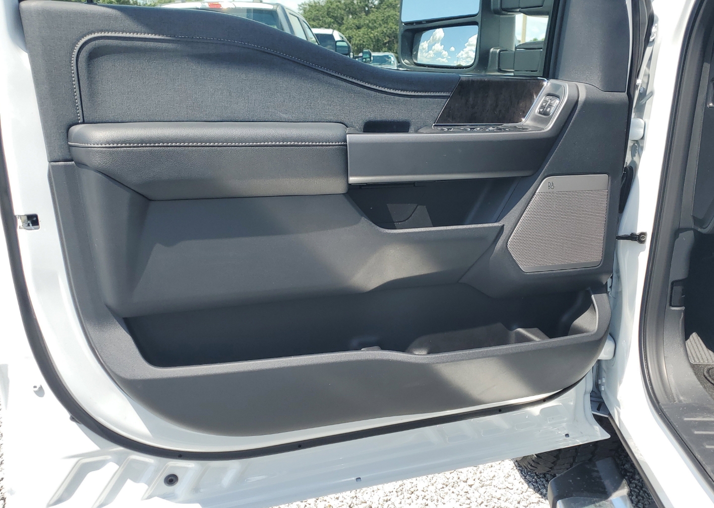 2026 Ford F-350 Super Duty Lariat - Photo 16