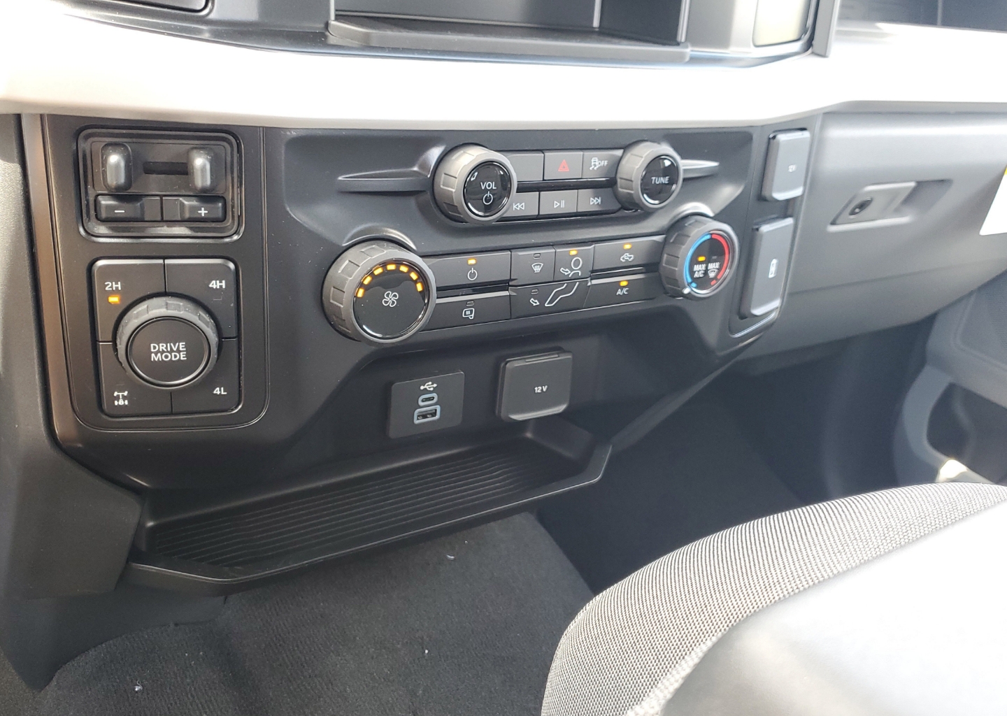 2026 Ford F-250 Super Duty XL - Photo 19