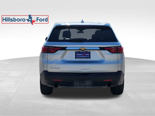 2022 Chevrolet Traverse LS photo 5