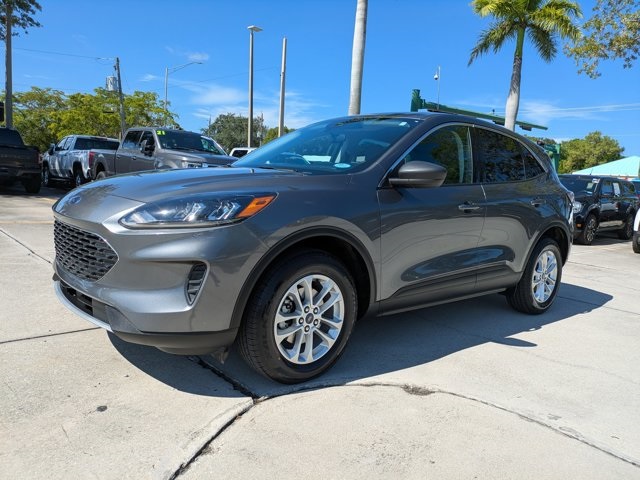 2022 Ford Escape SE photo 4