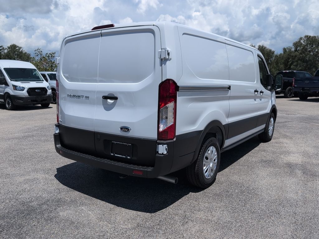 2025 Ford Transit photo 3