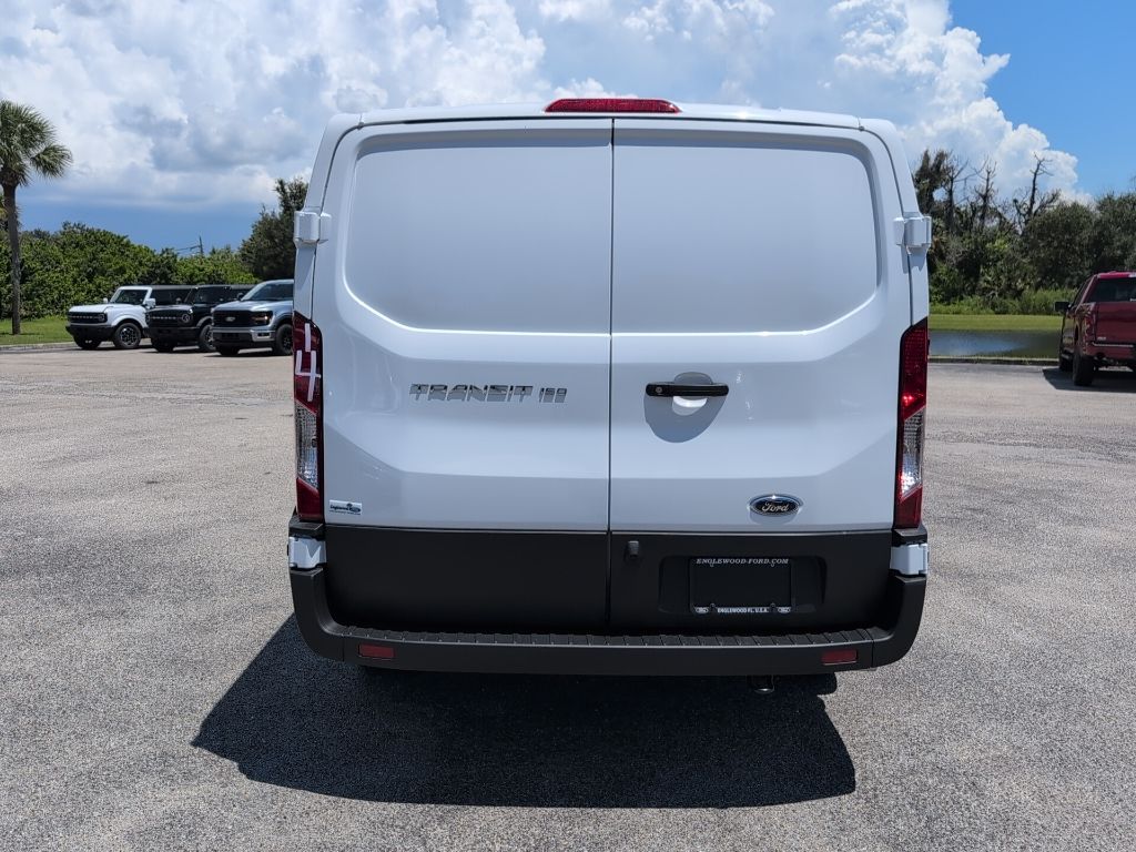 2025 Ford Transit photo 4