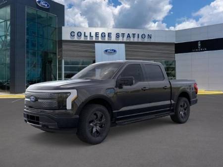 2025 Ford F-150 Lightning Flash