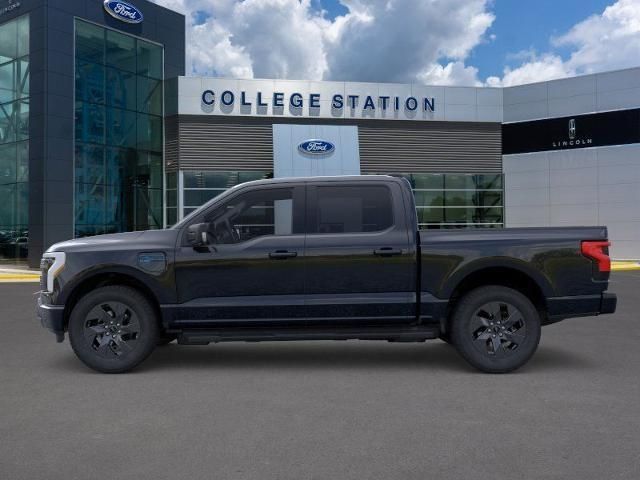 2025 Ford F-150 Lightning photo 3