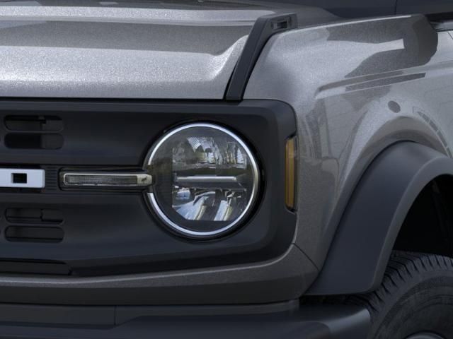 2025 Ford Bronco Base photo 19